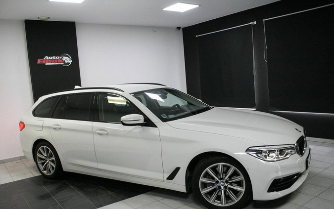 BMW Seria 5 cena 139900 przebieg: 97000, rok produkcji 2018 z Orzysz małe 326